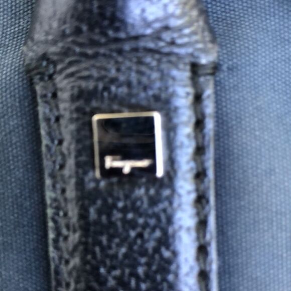 Ferragamo tote   - Picture 6 of 9